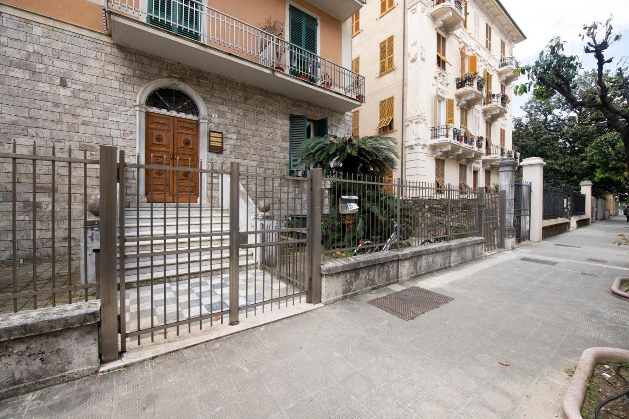 243B - Appartamento Mignon - Sara Home Chiavari, 200Metri Dal Mare Exterior photo