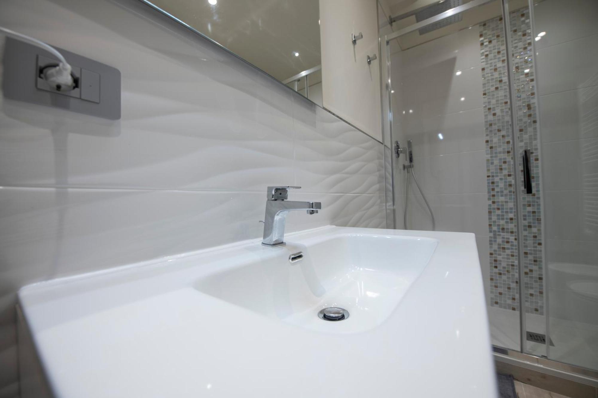 243B - Appartamento Mignon - Sara Home Chiavari, 200Metri Dal Mare Exterior photo